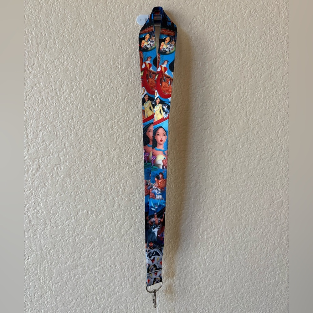 🍂Disney Pocahontas Lanyard - Picture 4 of 4